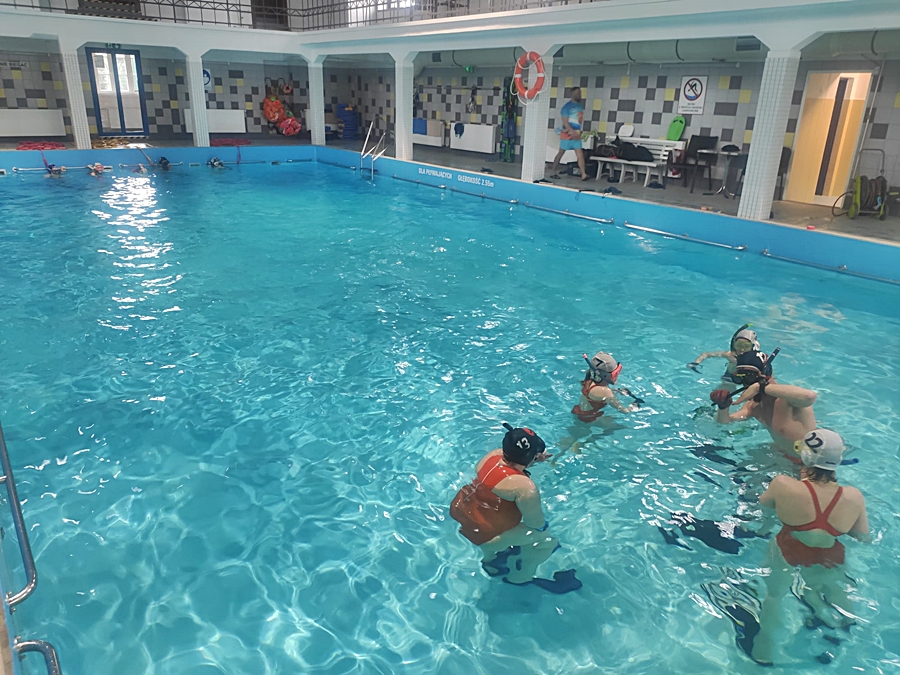 Hokej pod wodą Walenie Siemianowice Śląskie Trening 25 II 2023